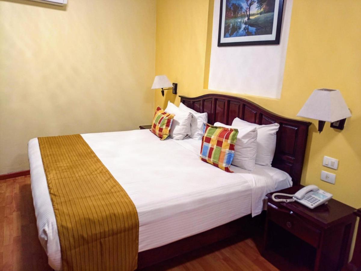 Hotel Madan Cardenas Екстер'єр фото