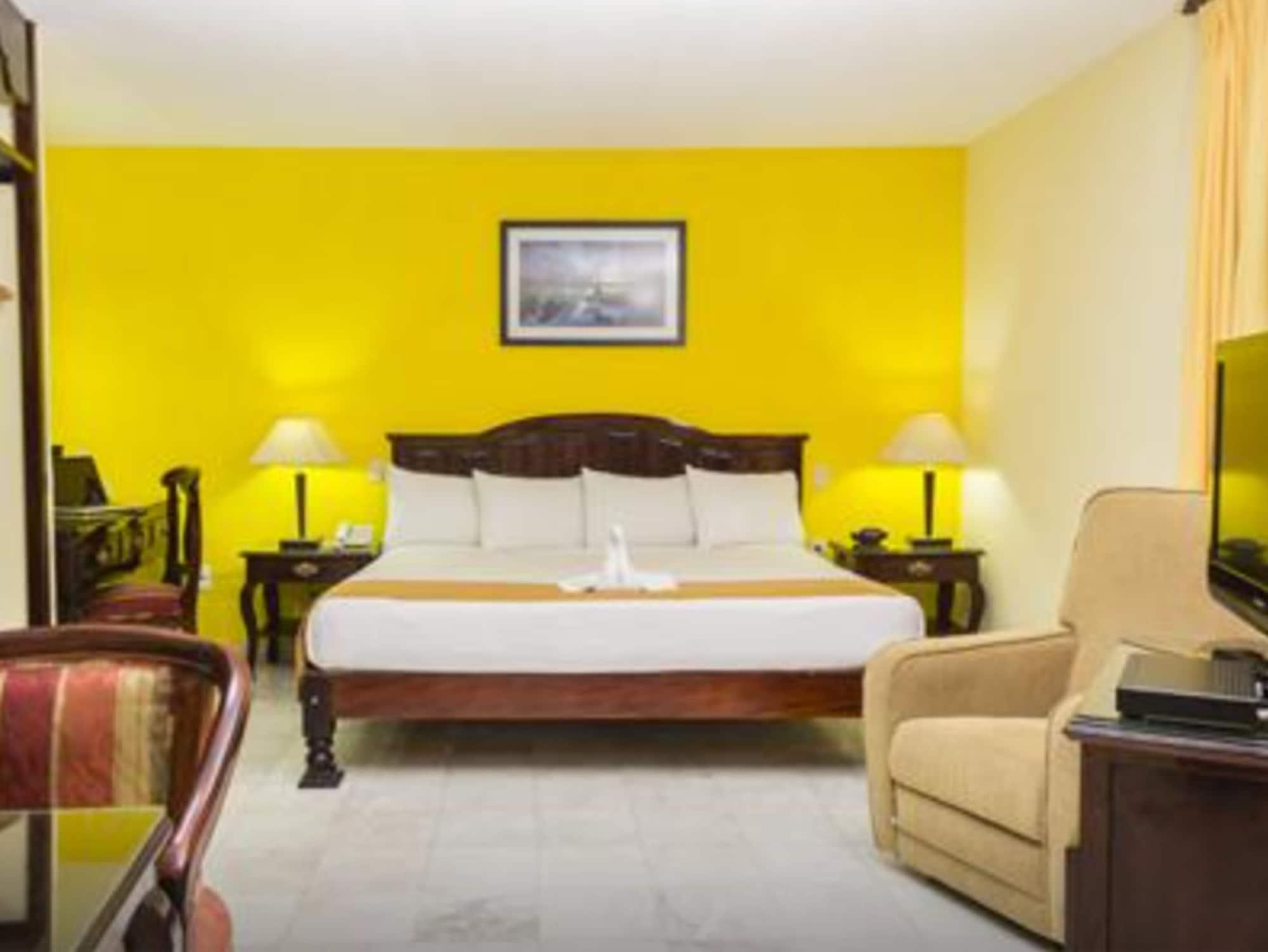 Hotel Madan Cardenas Екстер'єр фото
