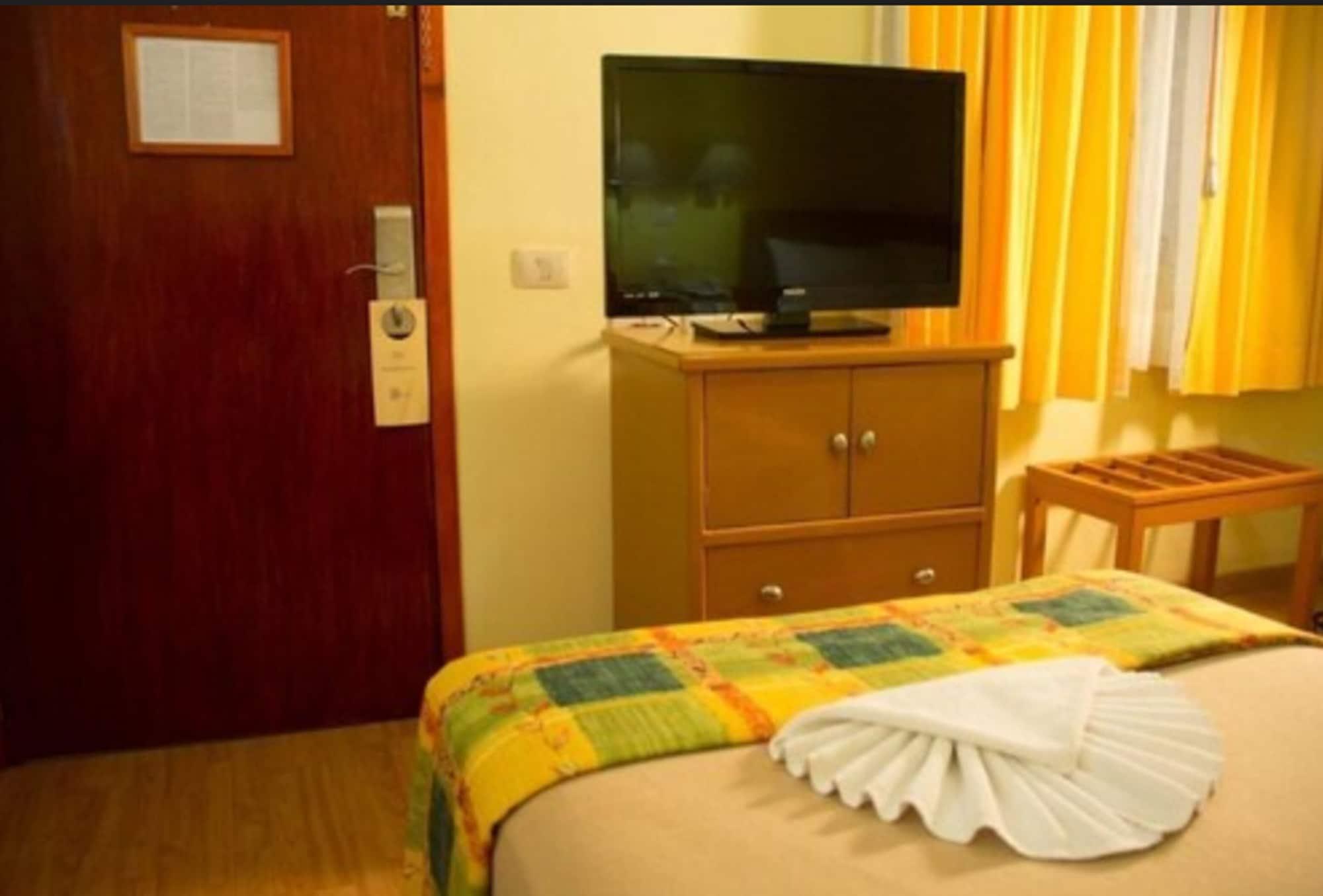 Hotel Madan Cardenas Екстер'єр фото