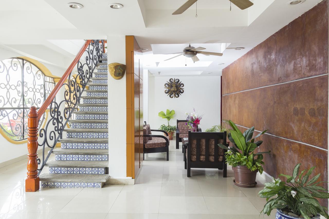 Hotel Madan Cardenas Екстер'єр фото