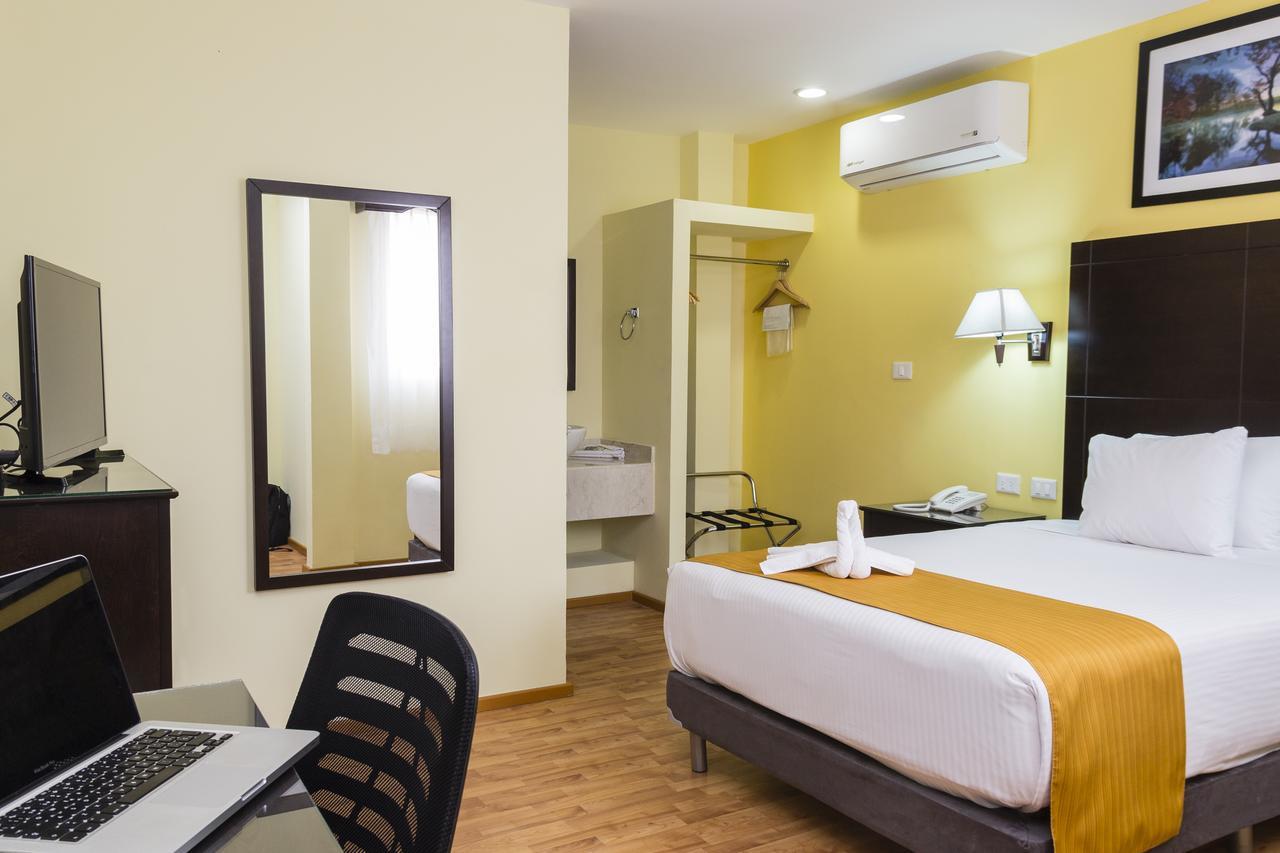 Hotel Madan Cardenas Екстер'єр фото